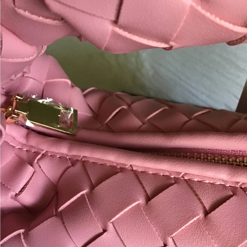 Pink - Picture 3 of 5